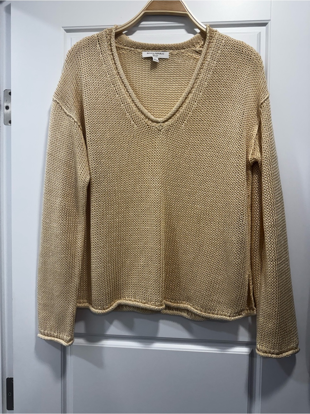 Banana Republic HEIRLOOM LINEN V-NECK SWEATER